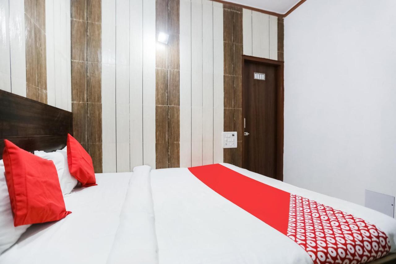 Oyo 69534 Hotel Nanda Tower Hanumāngarh Extérieur photo